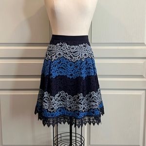 Isaac Mizrahi Blue Navy & Gray lace skirt 12 medium large